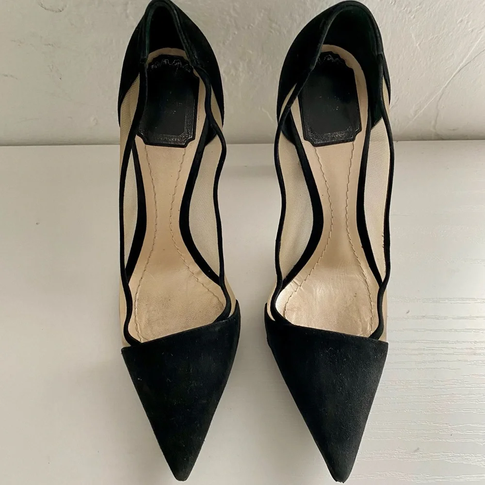 Christian Dior Elegant Black Pointed-Toe Heels - Picture 3 of 9